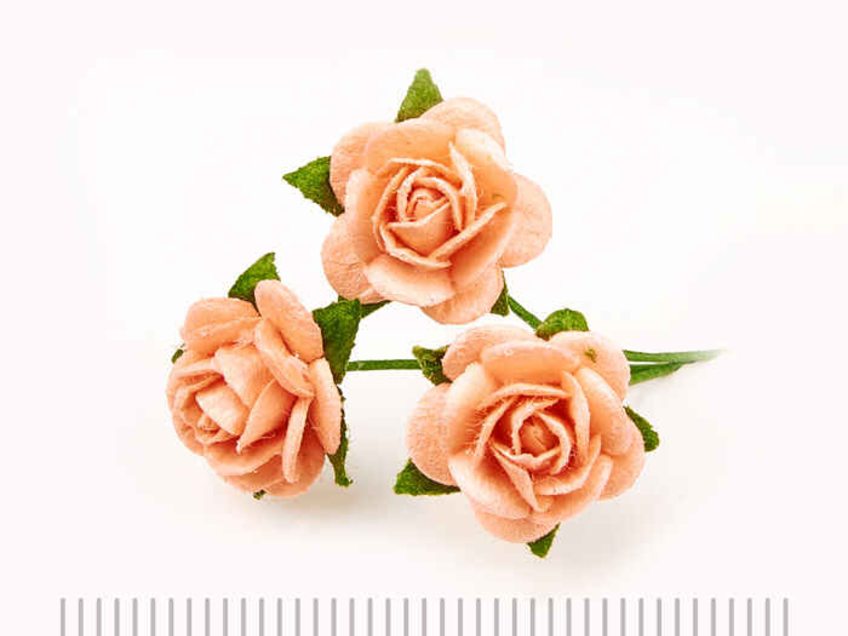Розы бумажные № 11 персик 