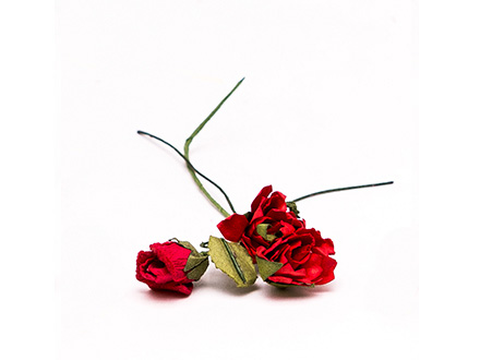 Розы бумажные №5 красные